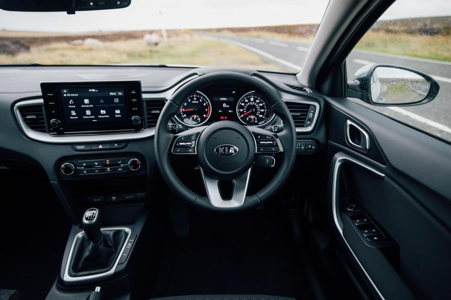 Торпедо Kia XCeed 1.0 T-GDi 2019 года  (UK) (фото 65 из 91)